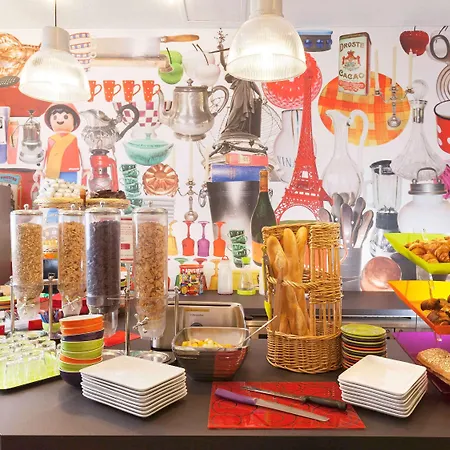 Ibis Styles République Le Marais Hotel 3*