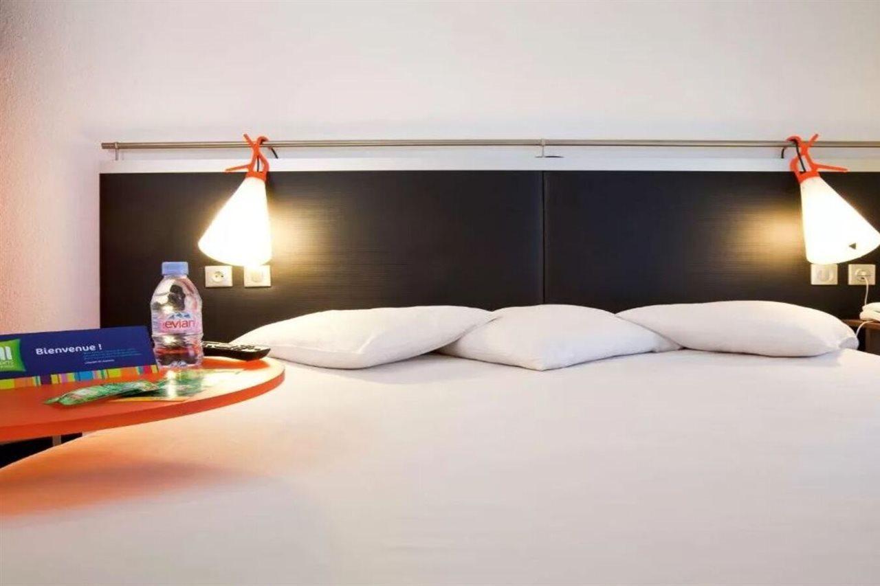Ibis Styles République 3* Parigi