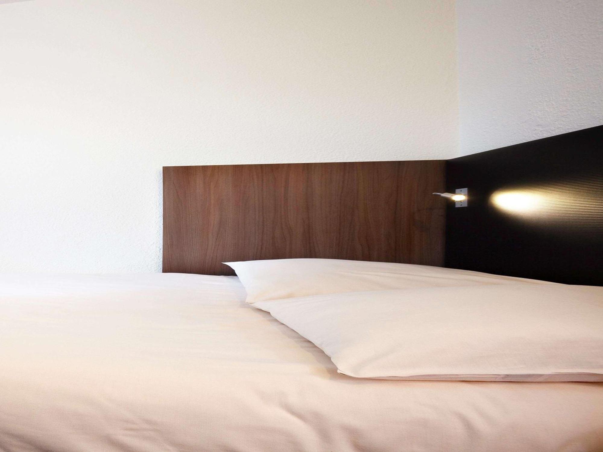 Hotel Ibis Styles République 3*