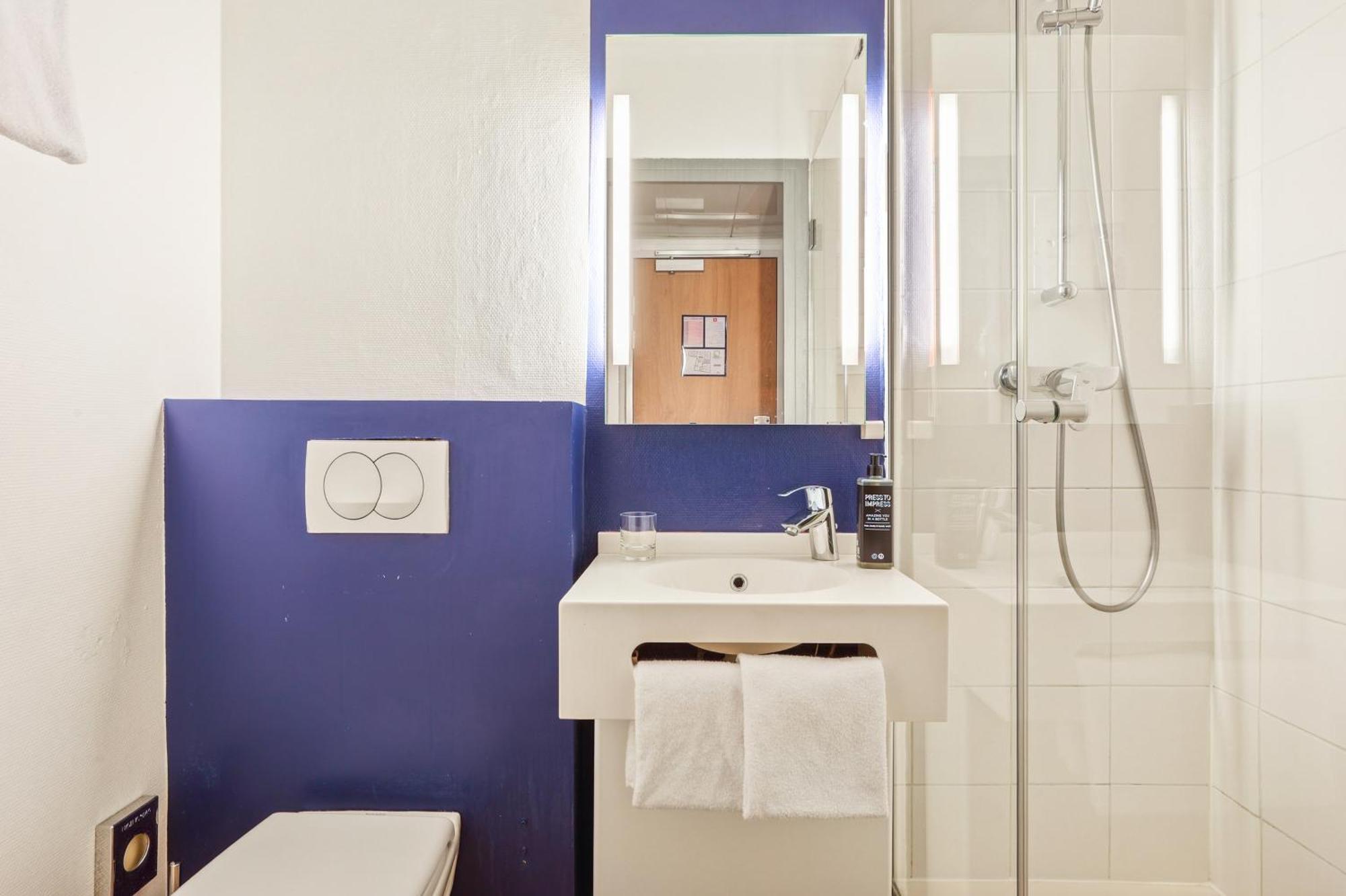 Ibis Styles République Hotel Parigi