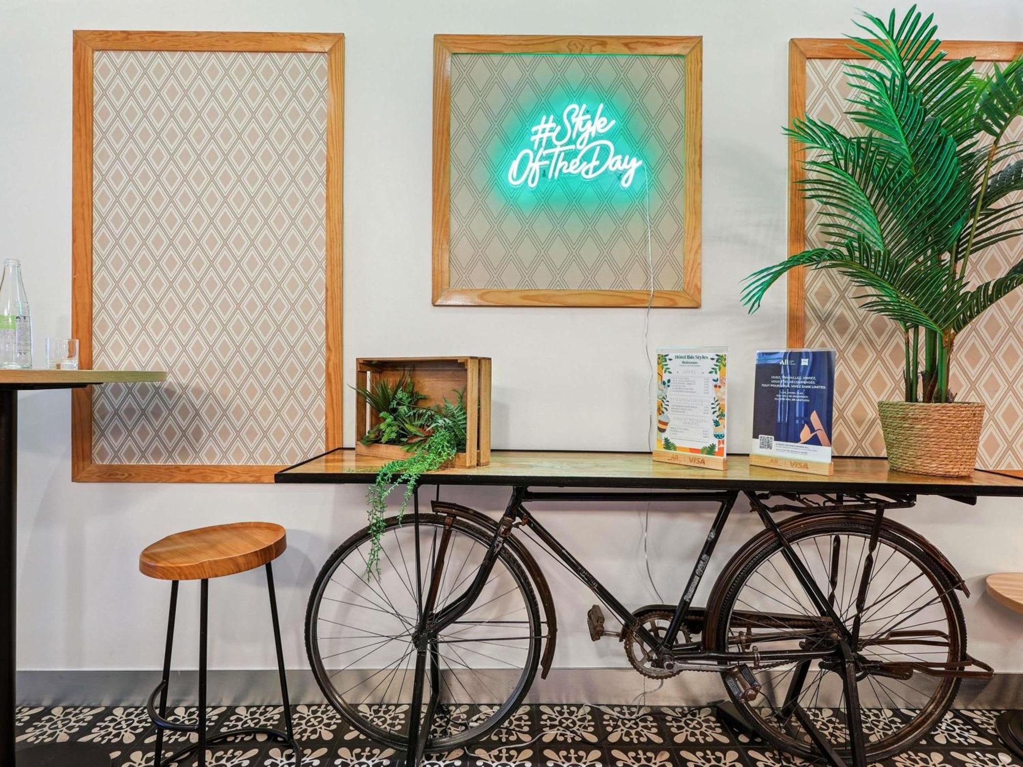 Hotel Ibis Styles Republique Le Marais 3*